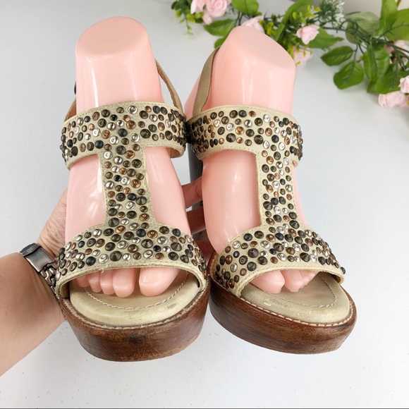 Frye with studs genuine leather size 8 (#7) - Picture 4 of 8